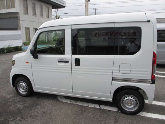Honda N-VAN 8
