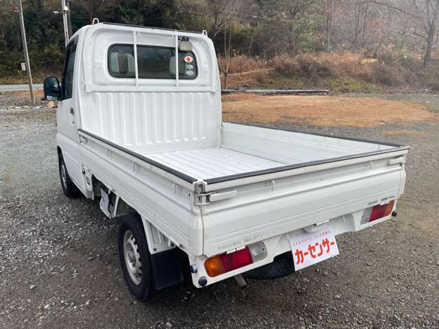 Nissan Clipper Truck 8