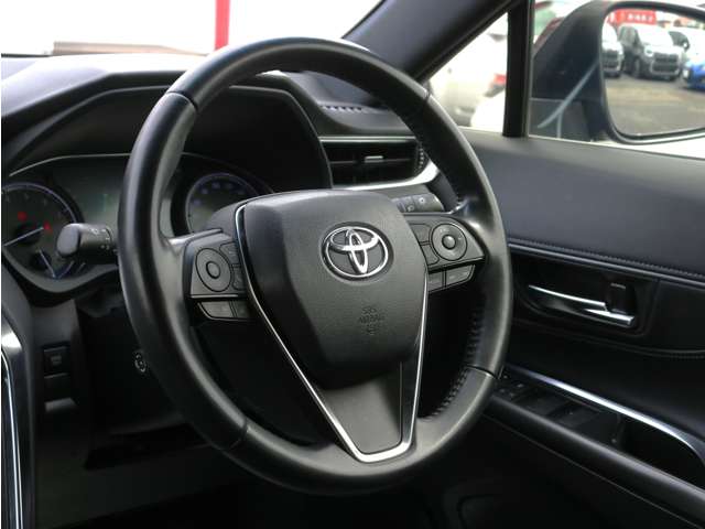 Toyota Harrier 12