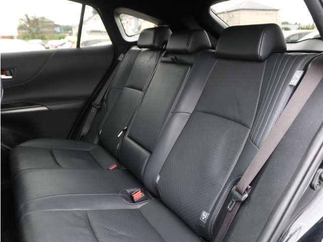 Toyota Harrier 10