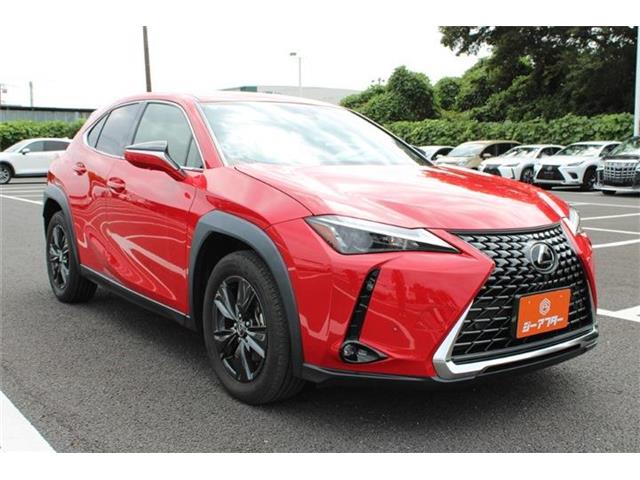 Lexus UX 8