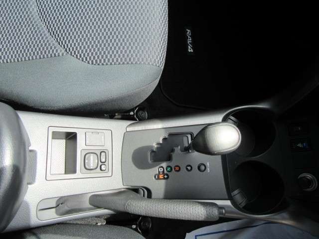 Toyota RAV4 9