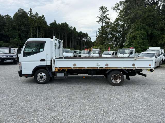 Mitsubishi Fuso Canter 4