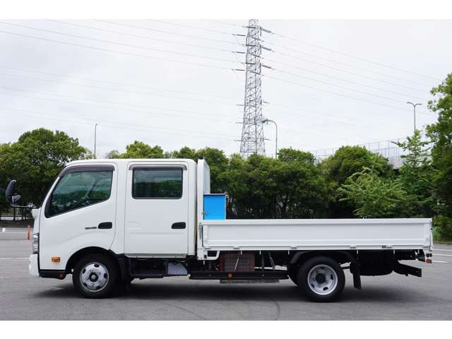 Hino Dutro 12