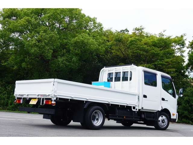 Hino Dutro 2