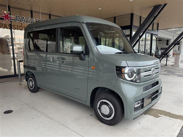 Honda N-VAN 8