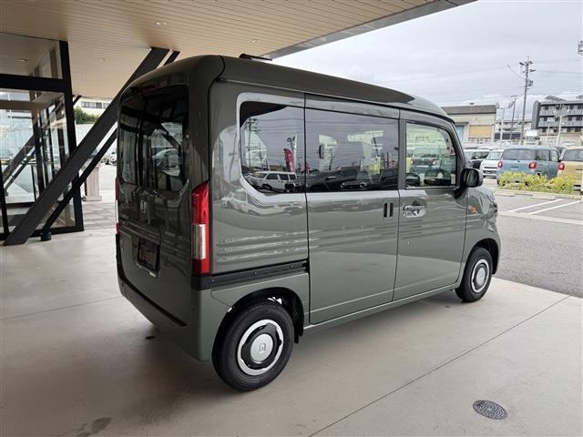 Honda N-VAN 9