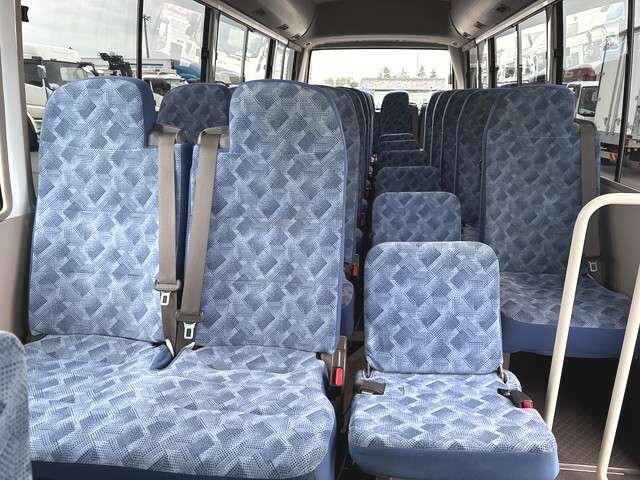 Mitsubishi Fuso Rosa 11