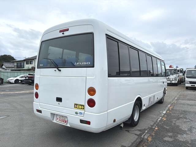Mitsubishi Fuso Rosa 2