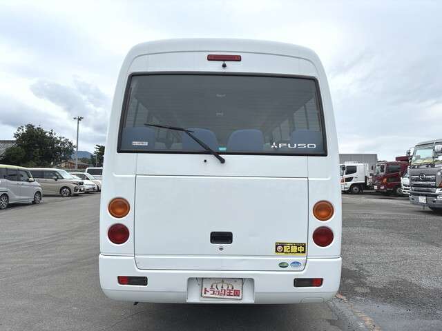 Mitsubishi Fuso Rosa 6