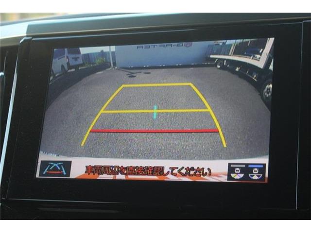 Toyota Alphard 4