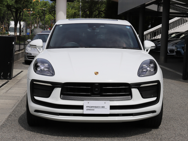 Porsche Macan 5