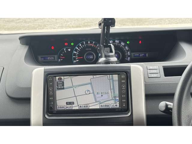 Toyota Voxy 6
