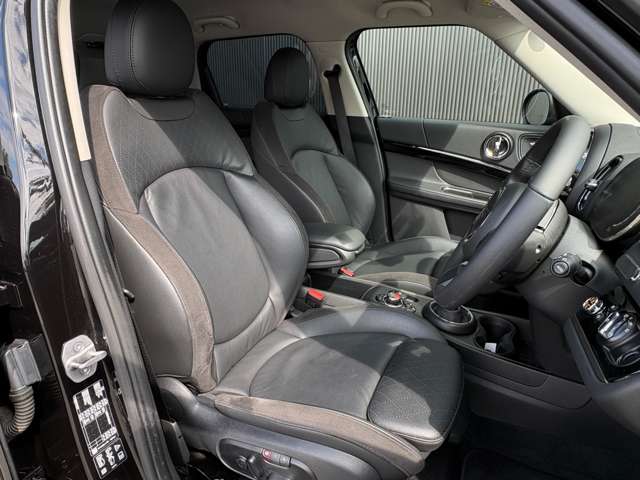 MINI Crossover 9