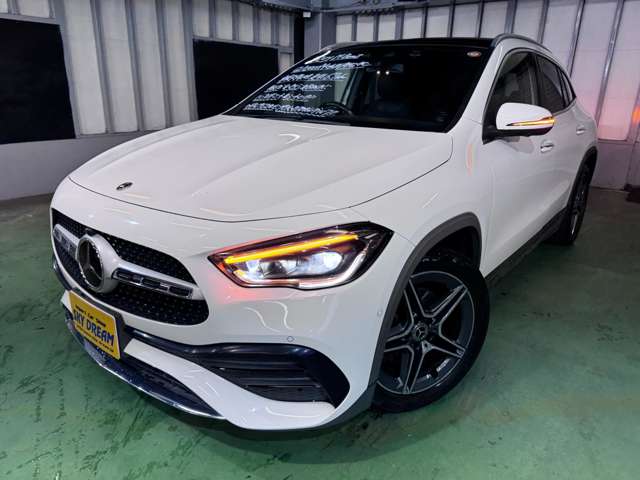 Mercedes-Benz GLA-Class 6
