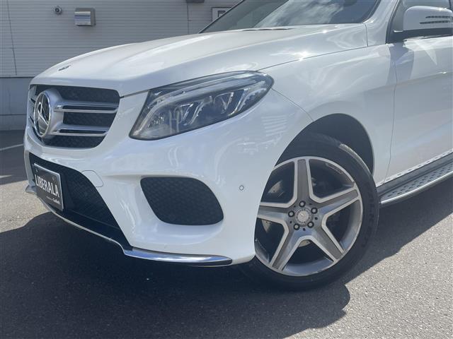 Mercedes-Benz GLE 8