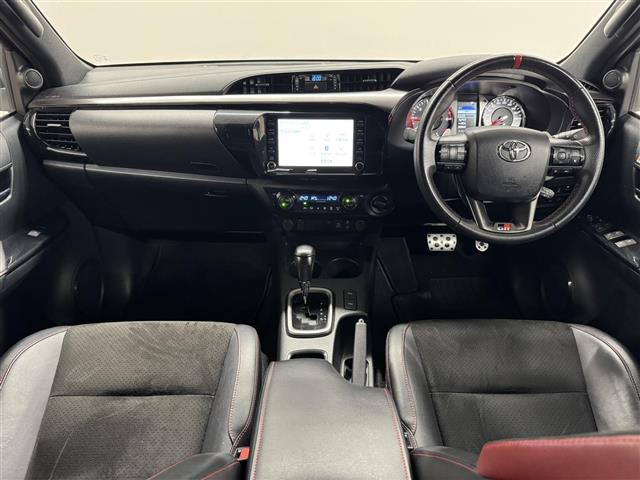 Toyota Hilux 5
