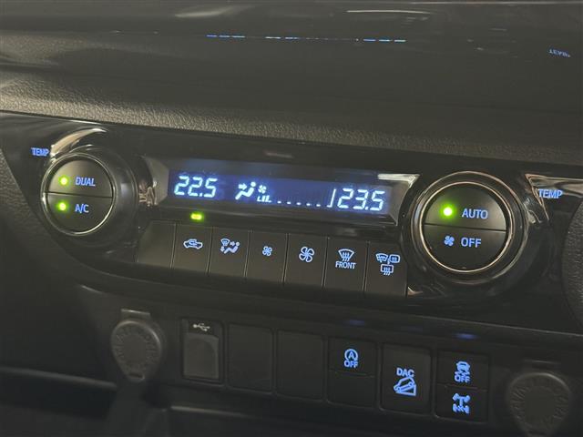 Toyota Hilux 9