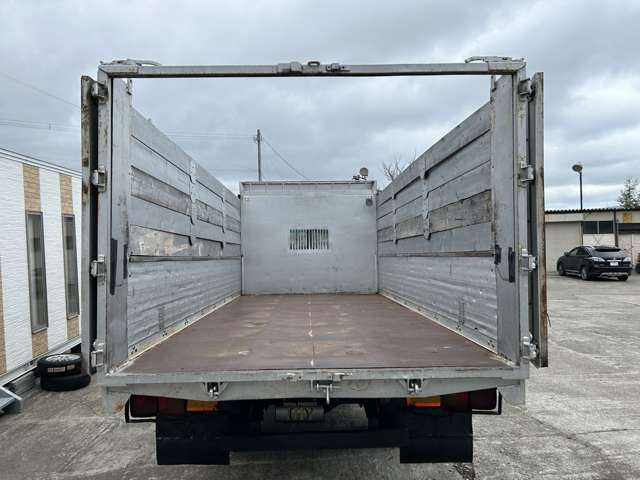 Hino Ranger 11
