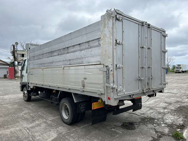 Hino Ranger 7