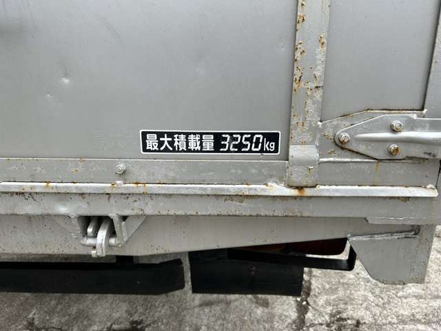Hino Ranger 9