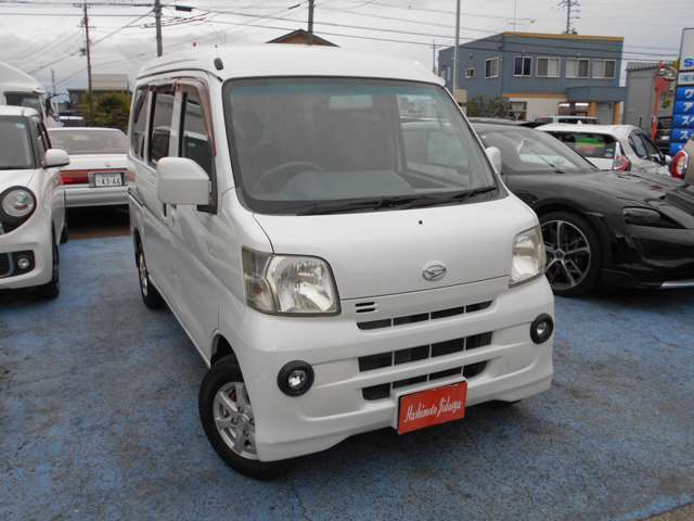 Daihatsu Hijet Cargo 5