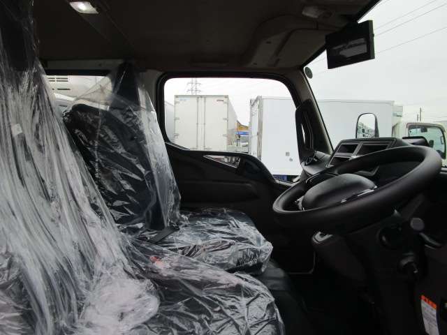 Mitsubishi Fuso Canter 13