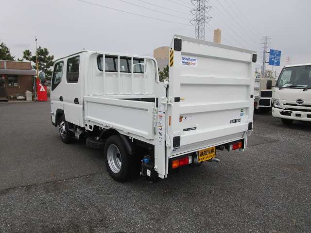 Mitsubishi Fuso Canter 4