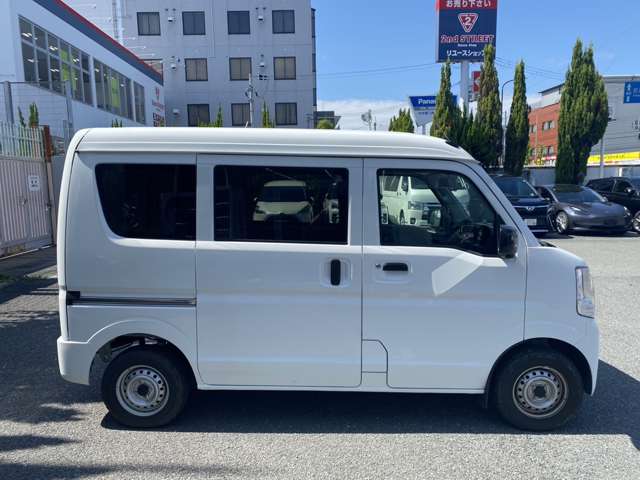 Suzuki Every 12