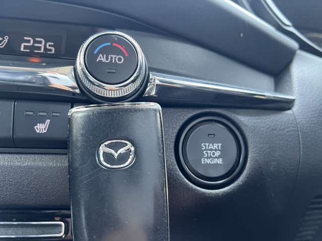 Mazda CX-30 9