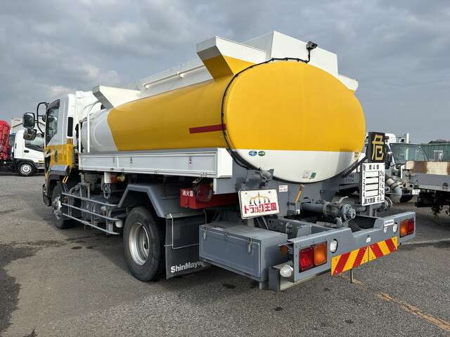 Isuzu Forward 3