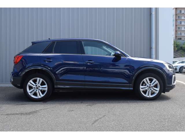 Audi Q2 9