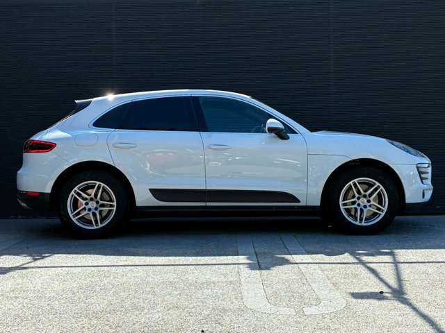 Porsche Macan 11