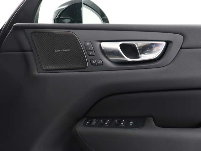 Volvo XC60 10