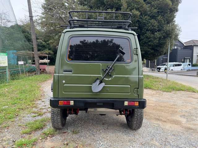 Suzuki Jimny 4
