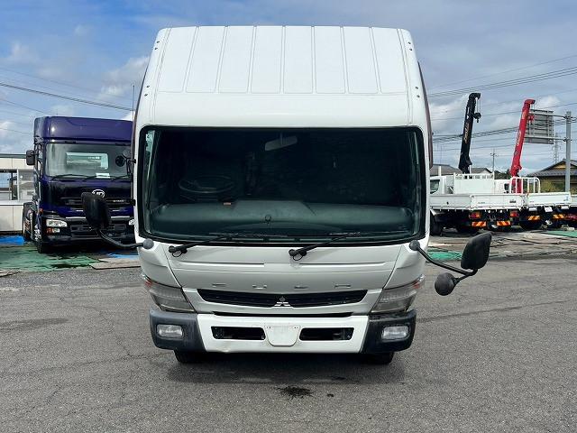 Mitsubishi Fuso Canter 4