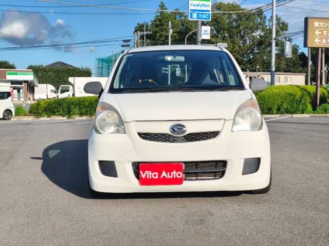 Daihatsu Mira 5