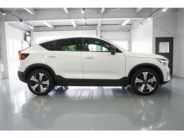 Volvo C40 4