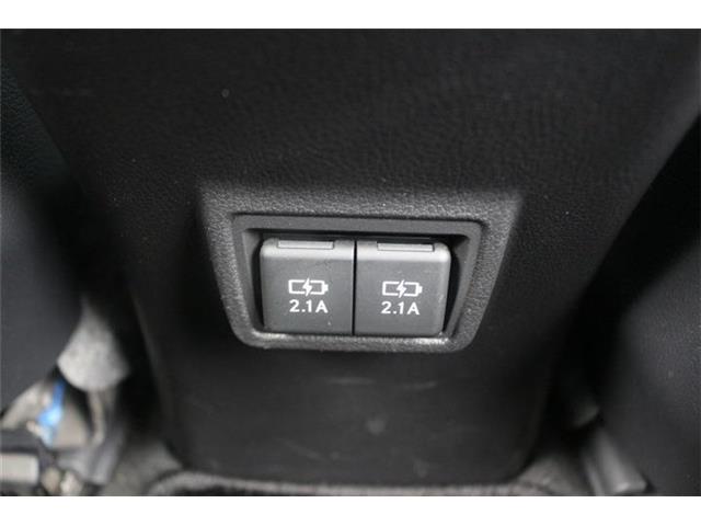 Lexus UX 6