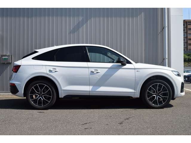 Audi Q5 Sportback 7