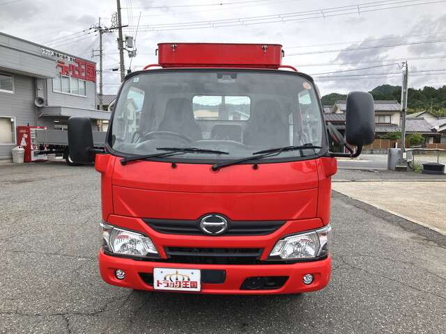 Hino Dutro 6