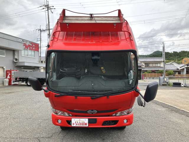 Hino Dutro 7