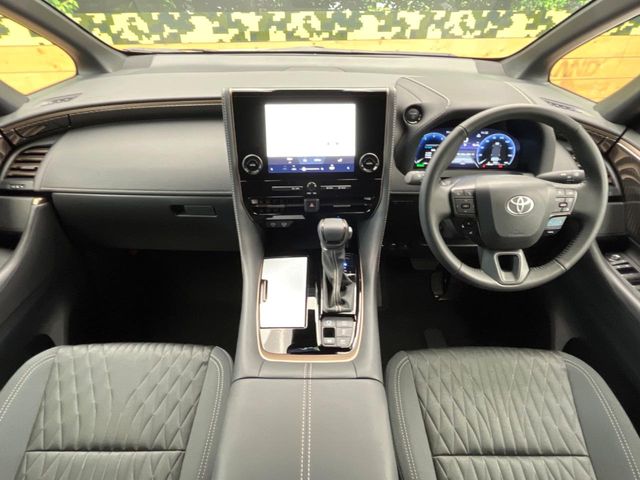 Toyota Alphard 2