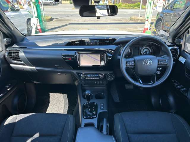 Toyota Hilux 12