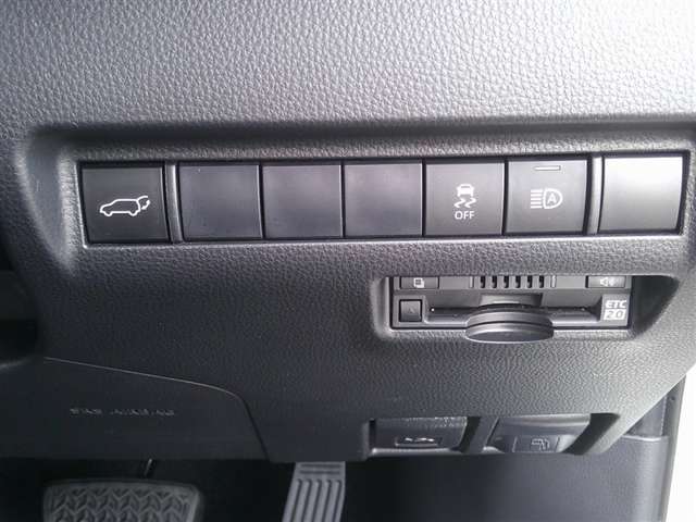 Toyota Harrier 11