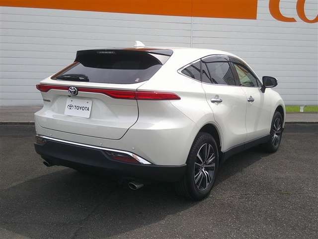 Toyota Harrier 3