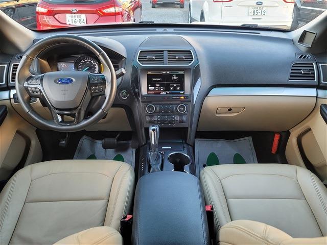 Ford Explorer 12