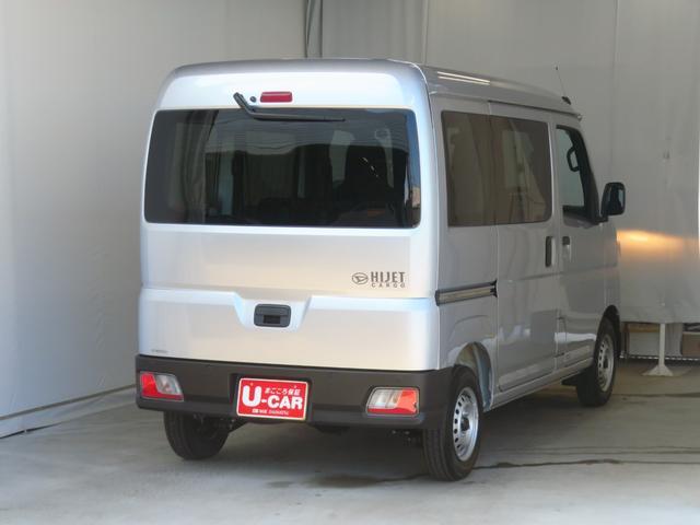 Daihatsu Hijet Cargo 4