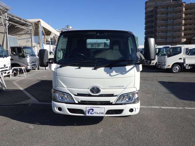 Toyota Toyoace 4
