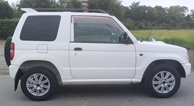 Mitsubishi Pajero Mini 5